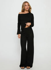 Jaede Off Shoulder Knit Sweater Black
