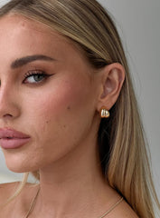 Beck And Call Earrings Gold