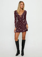 Raylena Long Sleeve V neck Mini Dress Burgundy Floral