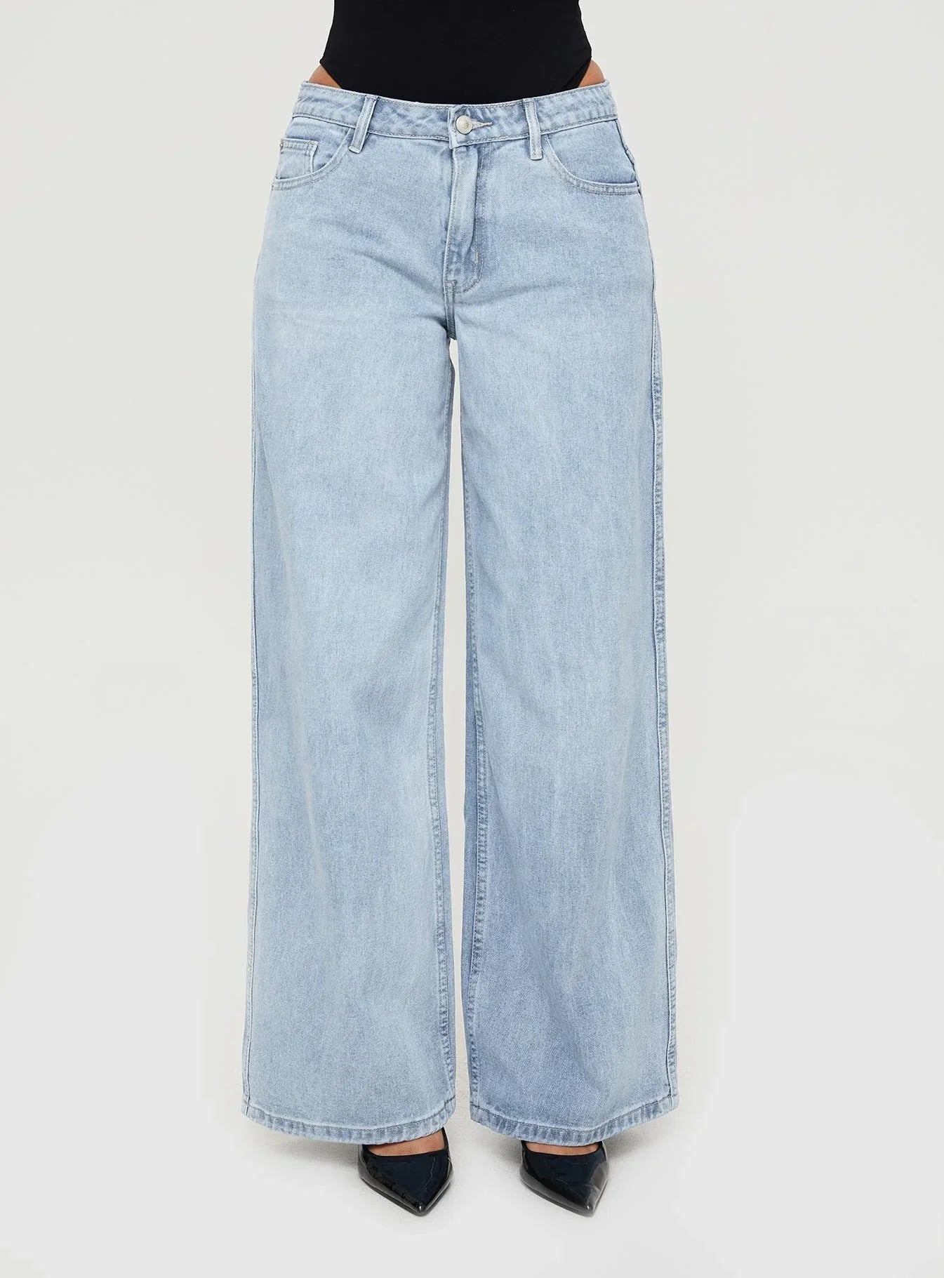 Ramos Low Rise Wide Leg Jeans Light Blue Wash Petite
