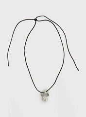 Sun Still Shines Shell Necklace Silver
