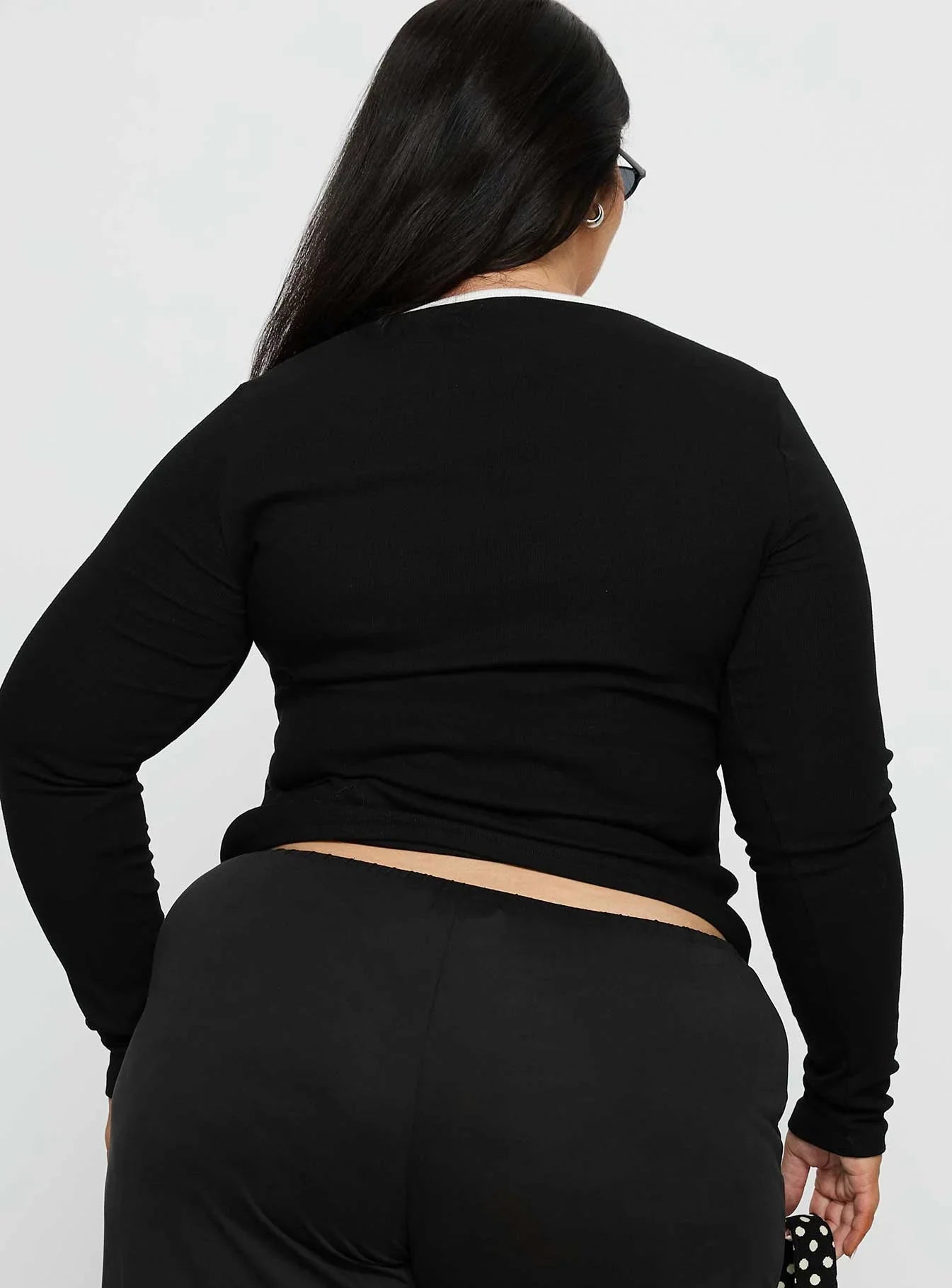 Baseline V Neck Long Sleeve Top Black White Curve