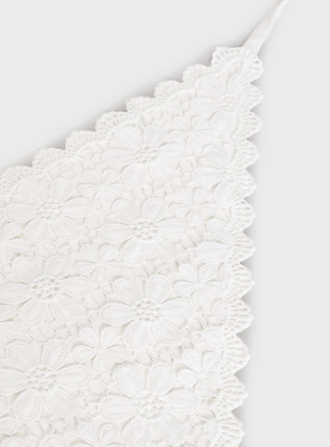 Pinot Lace Hair Scarf White