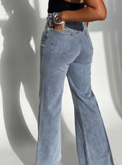 Thearlie High Rise Flared Jeans Light Wash