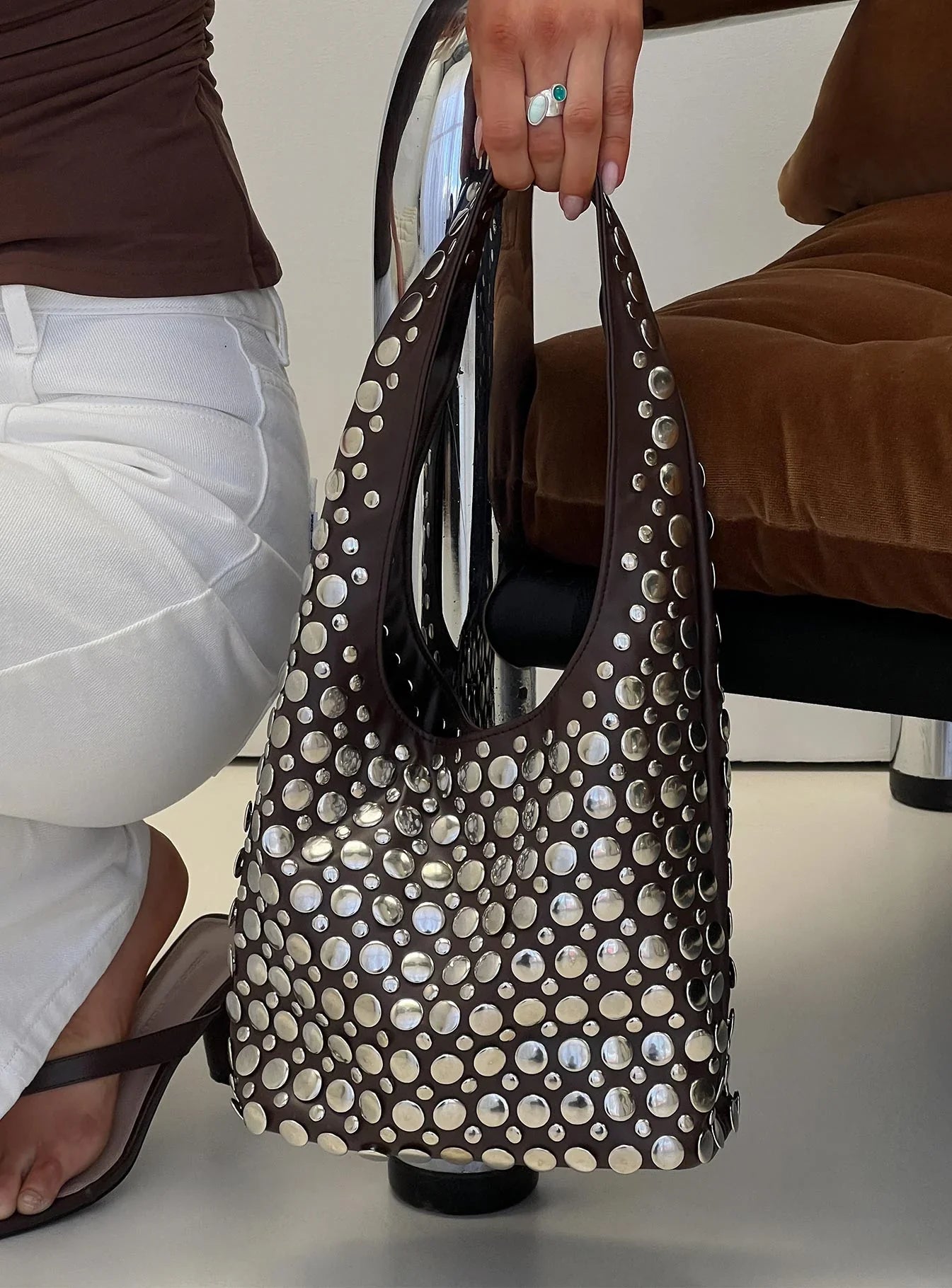 In The Crowd Shoulder Bag Brown Silver