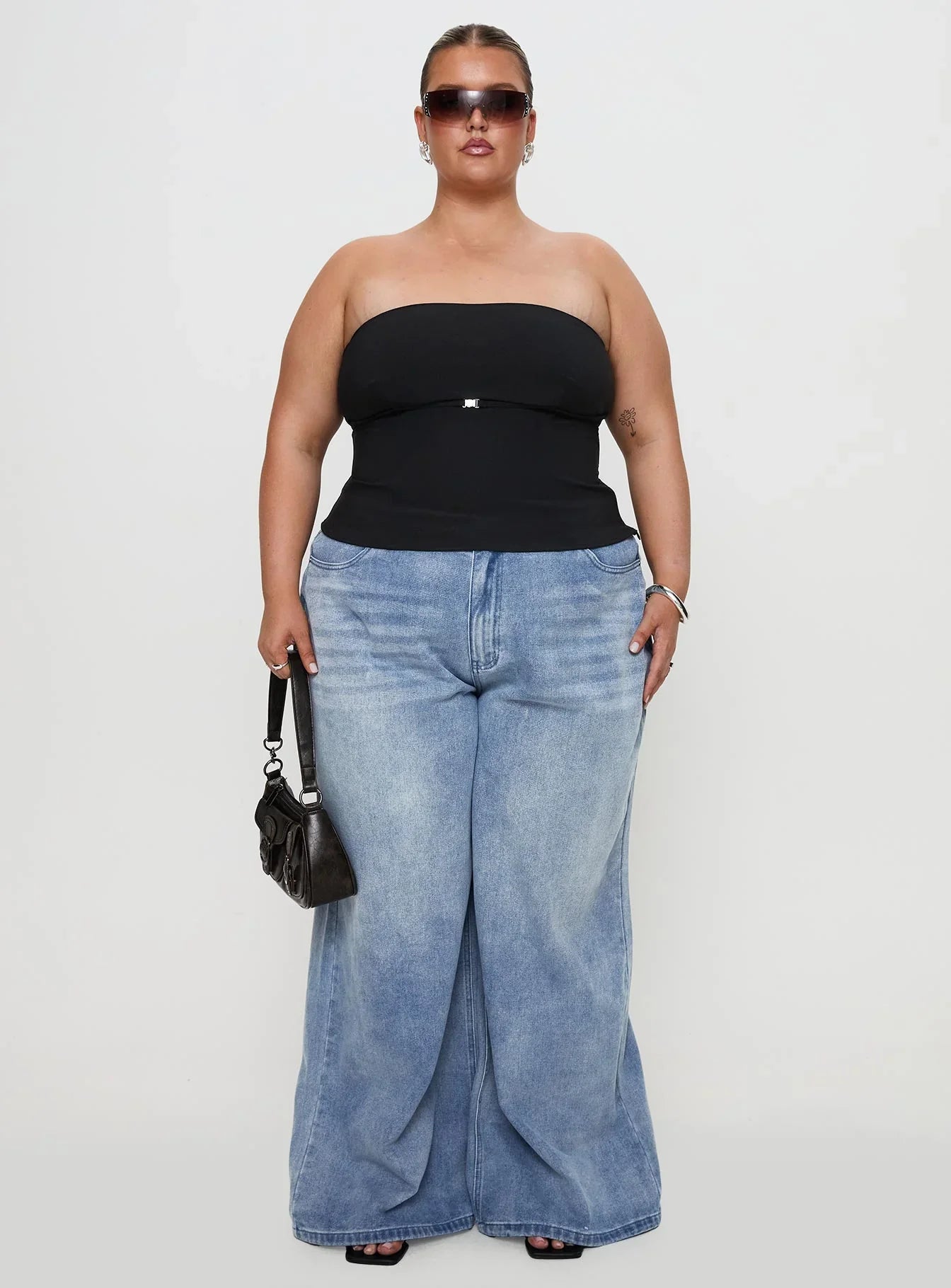 Flounce Strapless Top Black Curve