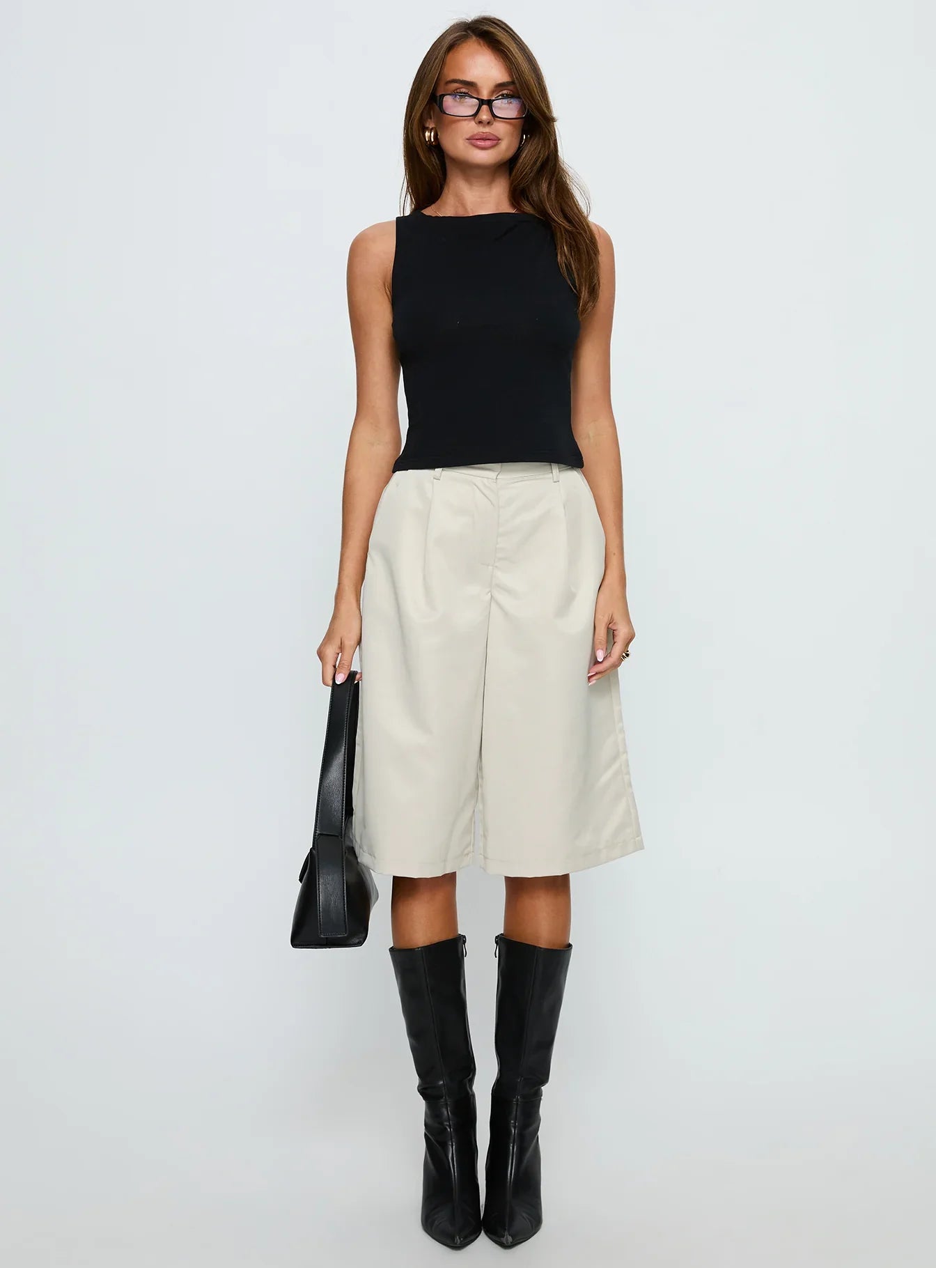Jakai Longline Tailored Short Cream