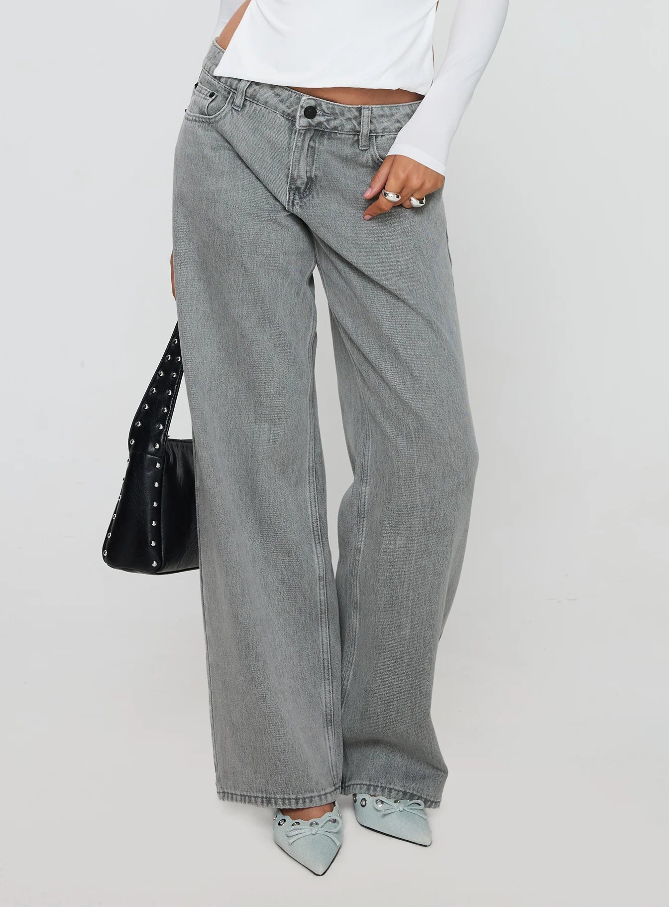 Ellanor Low Rise Straight Leg Jean Washed Grey