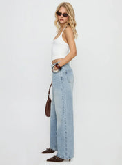 Serenitia Mid Rise Relaxed Jeans Light Wash Petite